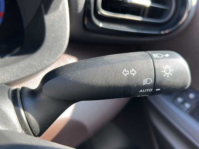 トヨタ ヤリスクロス ハイブリッド Z 栃木県 2022(令4)年 2.6万km ブラックマイカ/ホワイトパールクリスタルシャイン 2トーン 純正ナビ/Ｂｌｕｅｔｏｏｔｈ/アラウンドビューモニター/前後ドライブレコーダー/パーキングアシスト/モデリスタエアロ/シートヒーター/ＥＴＣ/クルーズコントロール/パワーバックドア/パワーシート/純正アルミホイール/スペアキー/ワンオーナー/USB入力端子/ABS/横滑り防止機能/コーナーセンサー/レーンキープアシスト/盗難防止装置/衝突被害軽減システム