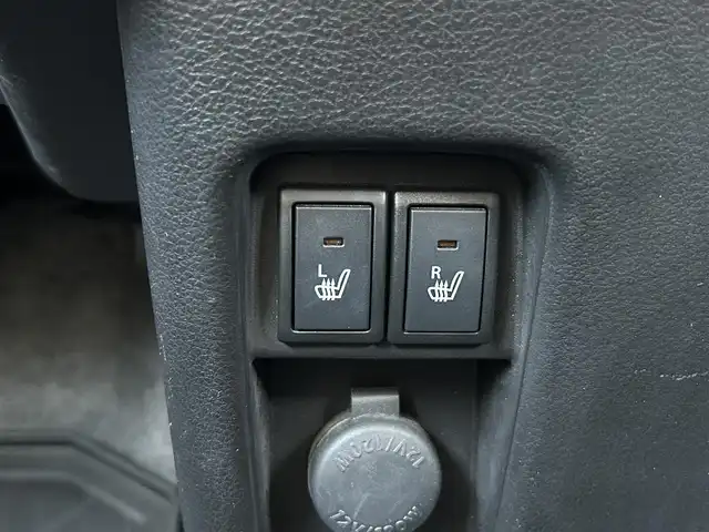 スズキ ハスラー HYBRID G 奈良県 2020(令2)年 3.4万km アクティブイエロー/ホワイト2トーンルーフ 純正ナビ　/フルセグ　/ＤＶＤ　/Ｂｌｕｅｔｏｏｔｈ　/ＵＳＢ入力端子　/全方位カメラ　/ＥＴＣ　/前席シートヒーター　/純正ラバーフロアマット　/オートライト　/衝突被害軽減ブレーキ　/車線逸脱警報　/横滑り防止装置