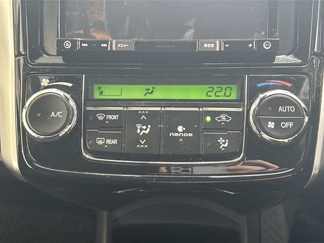 トヨタ カローラ フィールダー 1．5G 高知県 2015(平27)年 9.9万km ホワイトパールクリスタルシャイン ナビ/・Bl押しuetooth/・CD/DVD/・フルセグTV/トヨタセーフティセンス/アイドリングストップ/前後ドラレコ/ルーフレール/スペアキー