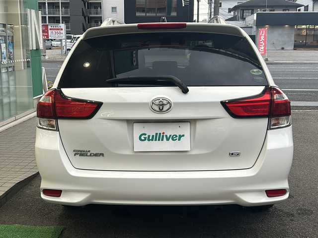 トヨタ カローラ フィールダー 1．5G 高知県 2015(平27)年 9.9万km ホワイトパールクリスタルシャイン ナビ/・Bl押しuetooth/・CD/DVD/・フルセグTV/トヨタセーフティセンス/アイドリングストップ/前後ドラレコ/ルーフレール/スペアキー