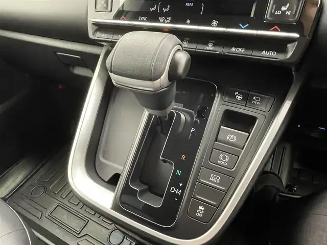 トヨタ ノア S－Z 宮城県 2025(令7)年 0.4万km アティチュードブラックマイカ 純正１０インチナビ/快適利便パッケージｈｉｇｈ/全方位カメラ/ユニバーサルステップ/電動リアゲート/ビルトインＥＴＣ2.0/アダプティブクルーズコントロール/両側パワースライドドア/オートマチックハイビーム/ヘッドライトレベライザー/オットマン/アドバンスパーク/電動パーキング/オートブレーキホールド/電動格納ミラー/オートライト/スマートキー/プッシュスタート/禁煙車