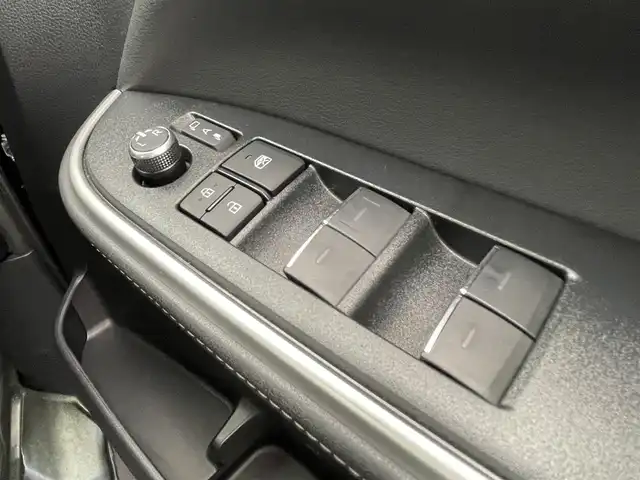 トヨタ ノア S－Z 宮城県 2025(令7)年 0.4万km アティチュードブラックマイカ 純正１０インチナビ/快適利便パッケージｈｉｇｈ/全方位カメラ/ユニバーサルステップ/電動リアゲート/ビルトインＥＴＣ2.0/アダプティブクルーズコントロール/両側パワースライドドア/オートマチックハイビーム/ヘッドライトレベライザー/オットマン/アドバンスパーク/電動パーキング/オートブレーキホールド/電動格納ミラー/オートライト/スマートキー/プッシュスタート/禁煙車