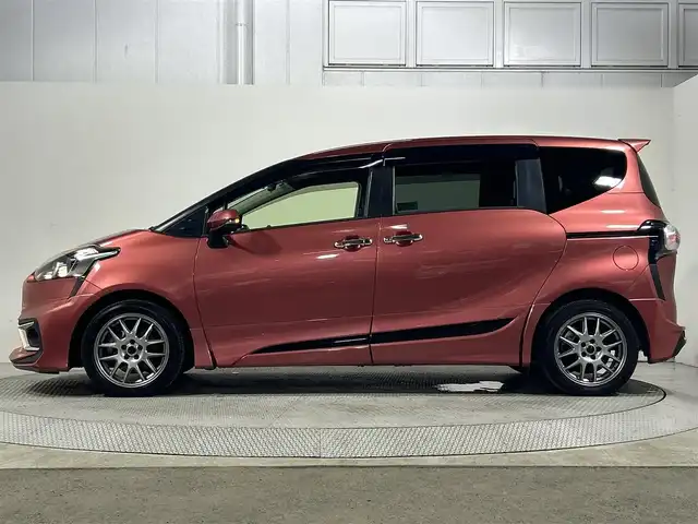 トヨタ シエンタ G 大阪府 2016(平28)年 5.9万km レッドマイカM 純正ナビ（フルセグTV・BTAUDIO）/モデリスタエアロ/バックカメラ/ETC/両側パワースライドドア/ドライブレコーダー/プッシュスタート/スマートキー