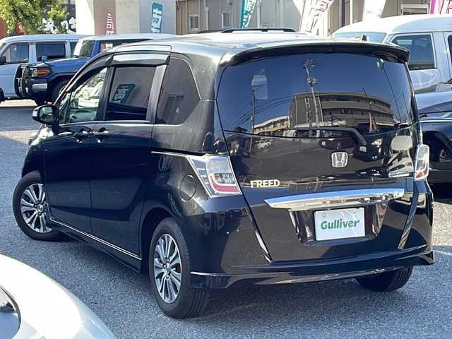 ホンダ フリード ハイブリット ジャストセレクション 大阪府 2012(平24)年 12.7万km プレミアムブラキッシュパール ギャザーズSDナビ/CD.DVD.フルセグ/両側パワースライドドア/バックカメラ/ETC/クルコン/スマートキー/保証書/取説