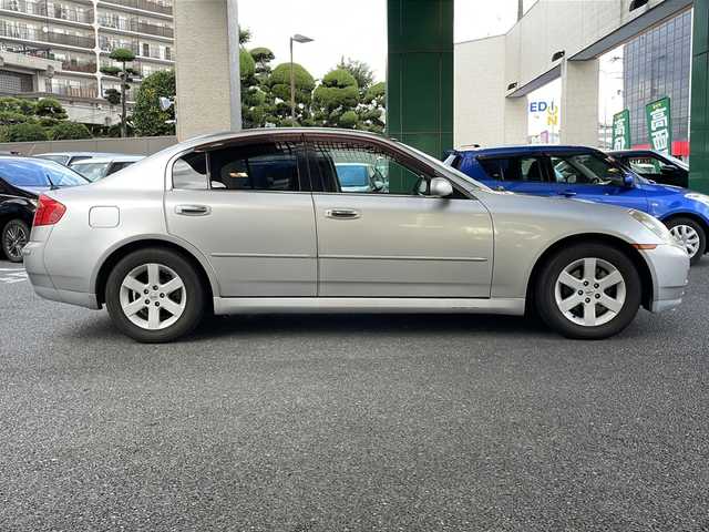 日産 スカイライン 250GT 大阪府 2004(平16)年 9万km ダイヤモンドシルバー 純正DVDナビ/AM/FM/ドアバイザー/リモコンキー/スペアキー/取扱説明書