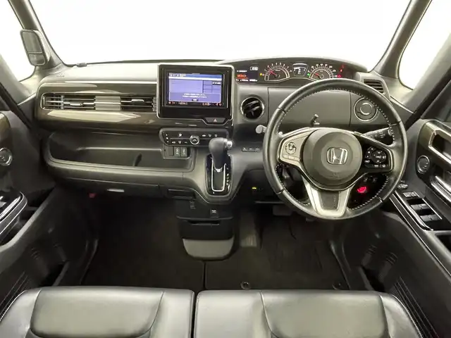 ホンダ Ｎ ＢＯＸ カスタム G L ターボ ホンダセンシング 熊本県 2018(平30)年 5万km クリスタルブラックパール 純正ナビ（ＣＤ・ＤＶＤ・フルセグ・ＢＴ・ＳＤ・ＵＳＢ）/バックカメラ　/ビルトインＥＴＣ　/レーダークルーズコントロール/両側パワースライドドア　/衝突軽減ブレーキ　/先行車発進お知らせ機能/標識認識機能/路外逸脱制御/レーンキープアシスト　/横滑り防止　/アイドリングストップ　/パドルシフト/ドアバイザー/ハーフレザーシート/純正フロアマット/純正１５インチAW/オートライト/LEDヘッドライト/フォグランプ/スマートキー/プッシュスタート/スペアキー1本/保証書/取扱説明書