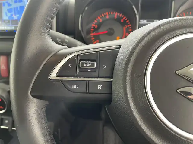 スズキ ジムニー XC 滋賀県 2022(令4)年 2.6万km シフォンアイボリーM 社外8インチナビ/【Bluetooth/CD/DVD/フルセグTV】/バックカメラ/4WD/クルーズコントロール/レーンキープアシスト/衝突軽減ブレーキ/LEDヘッドライト/オートマチックハイビーム/前後ドライブレコーダー/D/Nシートヒーター/ヒルディセントコントロール/ヘッドライトウォッシャー/純正フロアマット/プッシュスタート/スマートキー/ステアリングリモコン