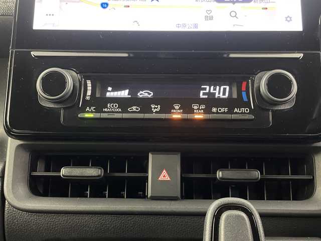 トヨタ シエンタ ハイブリッド Z 埼玉県 2023(令5)年 2.6万km アーバンカーキ 純正ナビ/　(Bluetooth/Miracast/USB/FM/AM)/フルセグテレビ/バックカメラ/ビルトインETC2.0/前後ドライブレコーダー/両側パワースライドドア/ブラインドスポットモニター/レーダークルーズコントロール/衝突被害軽減ブレーキ/車線逸脱警報/クリアランスソナー/オートLEDライト/オートハイビーム/プッシュスタート/純正フロアマット