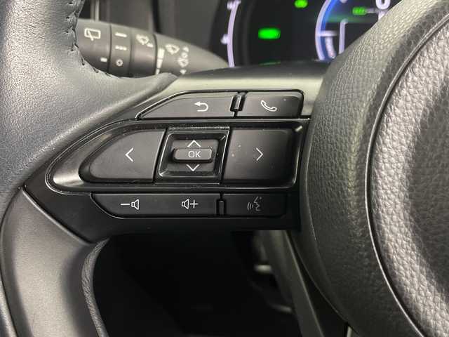 トヨタ シエンタ ハイブリッド Z 埼玉県 2023(令5)年 2.6万km アーバンカーキ 純正ナビ/　(Bluetooth/Miracast/USB/FM/AM)/フルセグテレビ/バックカメラ/ビルトインETC2.0/前後ドライブレコーダー/両側パワースライドドア/ブラインドスポットモニター/レーダークルーズコントロール/衝突被害軽減ブレーキ/車線逸脱警報/クリアランスソナー/オートLEDライト/オートハイビーム/プッシュスタート/純正フロアマット