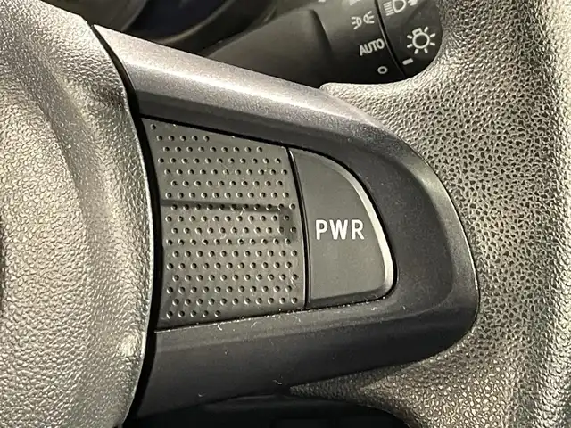 ダイハツ キャスト アクティバ X SAⅡ 愛知県 2015(平27)年 8.7万km スプラッシュブルーM 純正ナビ/（フルセグTV/USB/iPod）/衝突軽減ブレーキ/ETC/バックカメラ/コーナーセンサー/パーキングアシスト/プッシュスタート/スマートキー/ミュージックプレイヤー接続/純正フロアマット/純正14インチアルミホイール/オートライト