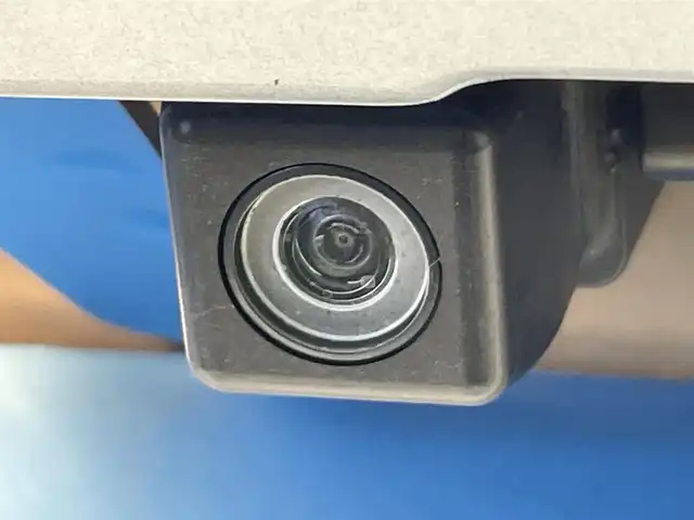 ダイハツ キャスト アクティバ X SAⅡ 愛知県 2015(平27)年 8.7万km スプラッシュブルーM 純正ナビ/（フルセグTV/USB/iPod）/衝突軽減ブレーキ/ETC/バックカメラ/コーナーセンサー/パーキングアシスト/プッシュスタート/スマートキー/ミュージックプレイヤー接続/純正フロアマット/純正14インチアルミホイール/オートライト