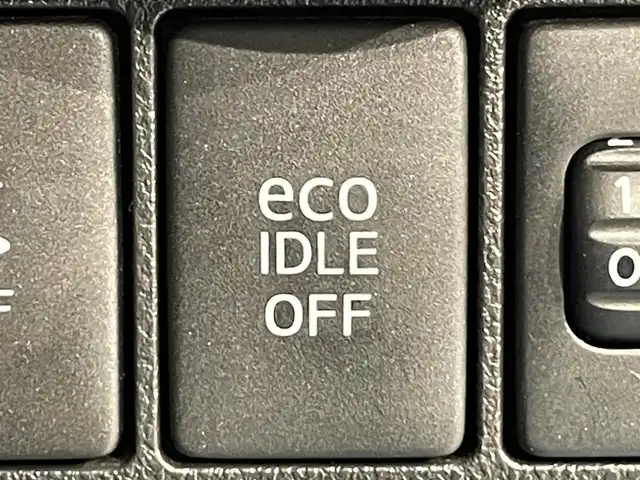 ダイハツ キャスト アクティバ X SAⅡ 愛知県 2015(平27)年 8.7万km スプラッシュブルーM 純正ナビ/（フルセグTV/USB/iPod）/衝突軽減ブレーキ/ETC/バックカメラ/コーナーセンサー/パーキングアシスト/プッシュスタート/スマートキー/ミュージックプレイヤー接続/純正フロアマット/純正14インチアルミホイール/オートライト