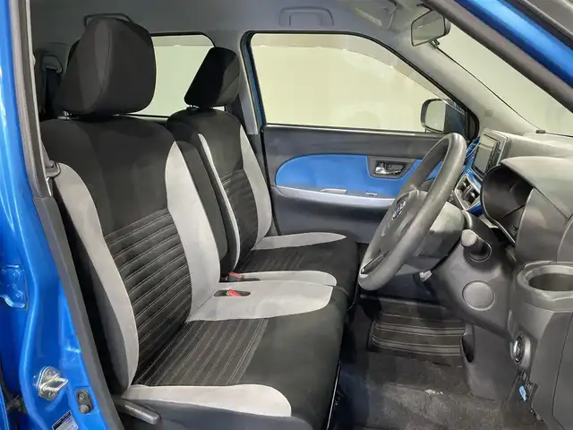 ダイハツ キャスト アクティバ X SAⅡ 愛知県 2015(平27)年 8.7万km スプラッシュブルーM 純正ナビ/（フルセグTV/USB/iPod）/衝突軽減ブレーキ/ETC/バックカメラ/コーナーセンサー/パーキングアシスト/プッシュスタート/スマートキー/ミュージックプレイヤー接続/純正フロアマット/純正14インチアルミホイール/オートライト