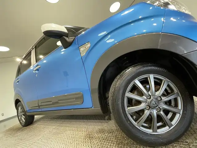 ダイハツ キャスト アクティバ X SAⅡ 愛知県 2015(平27)年 8.7万km スプラッシュブルーM 純正ナビ/（フルセグTV/USB/iPod）/衝突軽減ブレーキ/ETC/バックカメラ/コーナーセンサー/パーキングアシスト/プッシュスタート/スマートキー/ミュージックプレイヤー接続/純正フロアマット/純正14インチアルミホイール/オートライト