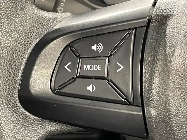 ダイハツ キャスト アクティバ X SAⅡ 愛知県 2015(平27)年 8.7万km スプラッシュブルーM 純正ナビ/（フルセグTV/USB/iPod）/衝突軽減ブレーキ/ETC/バックカメラ/コーナーセンサー/パーキングアシスト/プッシュスタート/スマートキー/ミュージックプレイヤー接続/純正フロアマット/純正14インチアルミホイール/オートライト