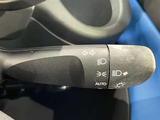 ダイハツ キャスト アクティバ X SAⅡ 愛知県 2015(平27)年 8.7万km スプラッシュブルーM 純正ナビ/（フルセグTV/USB/iPod）/衝突軽減ブレーキ/ETC/バックカメラ/コーナーセンサー/パーキングアシスト/プッシュスタート/スマートキー/ミュージックプレイヤー接続/純正フロアマット/純正14インチアルミホイール/オートライト