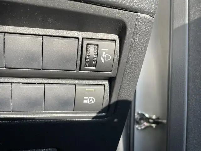 トヨタ ヤリスクロス G 岡山県 2021(令3)年 6.2万km シルバーメタリック 登録時走行距離61711km/純正ディスプレイオーディオ/Toyota Safety Sensing/・プリクラッシュセーフティ/・レーントレーシングアシスト/・オートマティックハイビーム/ビルトインETC/バックカメラ/BSM/クリアランスソナー/MTモード付AT/プッシュスタート/スマートキー/スペアキー/純正16インチアルミホイール