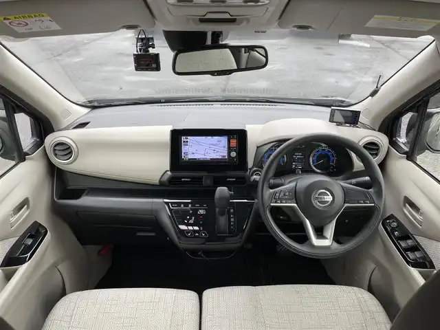 日産 デイズ X 道央・札幌 2020(令2)年 2万km アッシュブラウンM ４WD/純正ディーラーOPナビ/AM/FM/CD/フルセグ/エマージェンシーブレーキ/横滑り防止装置/レーンキープアシスト/クリアランスソナー/バックカメラ/ETC/ドライブレコーダー/アイドリングストップ/前席シートヒーター/ステアリングリモコン/レーダー探知機/プッシュスタート/スマートキー/ハロゲンヘッドライト/オートライト/オートハイビーム/ヘッドライトレベライザー/電動格納ミラー/フロアマット/ドアバイザー/スペアキー/社外エンジンスターター/冬タイヤ有