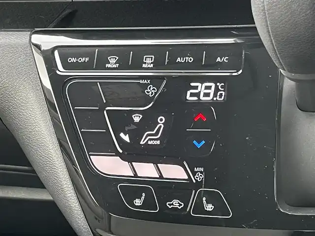 日産 デイズ X 道央・札幌 2020(令2)年 2万km アッシュブラウンM ４WD/純正ディーラーOPナビ/AM/FM/CD/フルセグ/エマージェンシーブレーキ/横滑り防止装置/レーンキープアシスト/クリアランスソナー/バックカメラ/ETC/ドライブレコーダー/アイドリングストップ/前席シートヒーター/ステアリングリモコン/レーダー探知機/プッシュスタート/スマートキー/ハロゲンヘッドライト/オートライト/オートハイビーム/ヘッドライトレベライザー/電動格納ミラー/フロアマット/ドアバイザー/スペアキー/社外エンジンスターター/冬タイヤ有