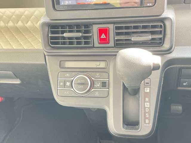 ダイハツ タント X セレクション 愛知県 2020(令2)年 3.2万km ブラックマイカメタリック 純正ナビ/CD DVD/Bluetooth/ドライブレコーダー/バックカメラ/片側パワースライド/シートヒーター/ETC/衝突軽減システム/オートライト/アイドリングストップ/オートエアコン/ドアバイザー/コーナーセンサー