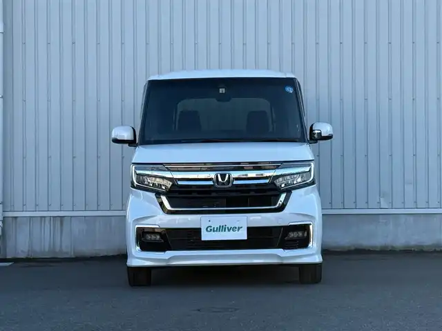 ホンダ Ｎ ＢＯＸ カスタム L 神奈川県 2022(令4)年 1.9万km プラチナホワイトパール 社外ディスプレイオーディオ（ＦＨ－８５００ＤＶＳ）　/ホンダセンシング　/プッシュスタート/オートエアコン　/アイドリングストップ　/ＥＴＣ　/アダプティブクルーズコントロール　/バックカメラ　/シートヒーター　/純正アルミホイール