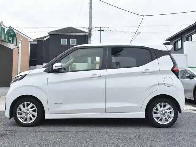 日産 デイズ HWS X プロパイロットED 神奈川県 2021(令3)年 3.4万km ホワイトパール インテリジェントエマージジェンシーブレーキ/：車線逸脱警報/：踏み間違い衝突防止アシスト/：フロント・バックソナー/プロパイロット/電動パーキングブレーキ/：オートブレーキホールド/純正9インチナビ（型式MM321D-L)/：フルセグTV/：CDDVD再生/：Bluetoothオーディオ/：インテリジェントアラウンドビューモニター/ドライブレコーダー（フロント）/純正フロアマット/純正14インチアルミホイール/純正LEDヘッドライト/：LEDフロントフォグランプ