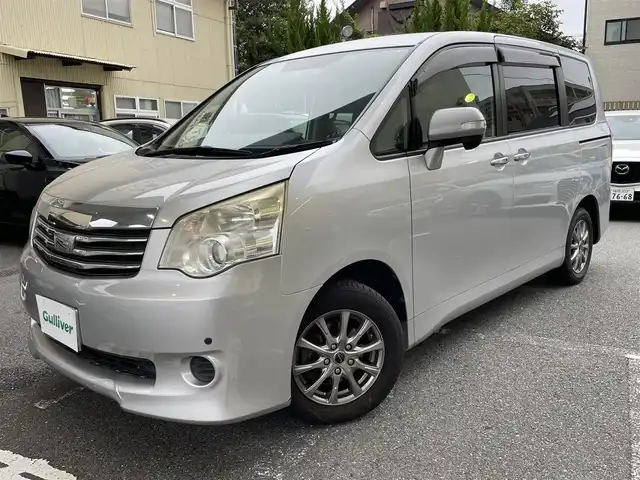 トヨタ ノア X スマートエディション 福岡県 2010(平22)年 9.7万km シルバーM パワースライドドア（両側）/ビルドインETC/オートライト/電格ミラー/社外アルミホイール/社外フロアマット/保証書/取扱説明書/プッシュスタート