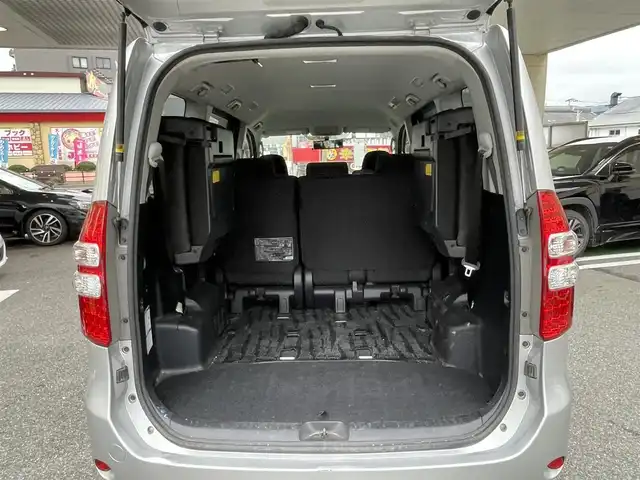 トヨタ ノア X スマートエディション 福岡県 2010(平22)年 9.7万km シルバーM パワースライドドア（両側）/ビルドインETC/オートライト/電格ミラー/社外アルミホイール/社外フロアマット/保証書/取扱説明書/プッシュスタート