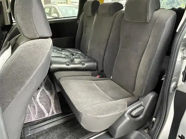 トヨタ ノア X スマートエディション 福岡県 2010(平22)年 9.7万km シルバーM パワースライドドア（両側）/ビルドインETC/オートライト/電格ミラー/社外アルミホイール/社外フロアマット/保証書/取扱説明書/プッシュスタート