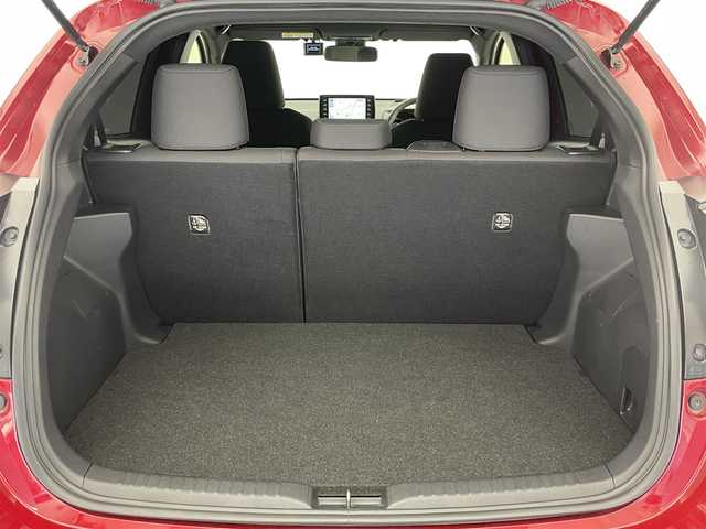 トヨタ ヤリス ハイブリッド Z 愛知県 2020(令2)年 2.8万km センシュアルレッドマイカ 純正８インチディスプレイオーディオナビ/トヨタセーフティセンス/トヨタチームメイト/パノラミックビューモニター/ブラインドスポットモニター/カラーヘッドアップディスプレイ/シートヒーター/ETC/前後ドライブレコーダー/LEDオートライト/フォグランプ/純正アルミホイール/純正フロアマット/レーダークルーズコントロール/コーナーセンサー/禁煙車