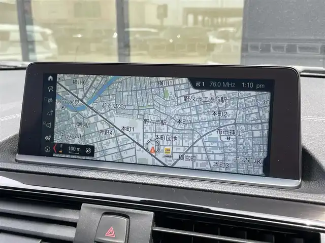 ＢＭＷ １１８ｄ スポーツ 石川県 2018(平30)年 5.2万km ミネラルグレー 純正メモリナビ/〈BT／AM／FM／DVD〉/レーンアシストキープ/ヘッドライトべライザー/オートマチックハイビーム/ステアリングスイッチ/クルーズコントロール/コーナーセンサー〈前後〉/アイドリングストップ/ビルトインETC/バックカメラ/シートヒーター/シートリフター/電核ミラー/ウィンカーミラー/フォグランプ