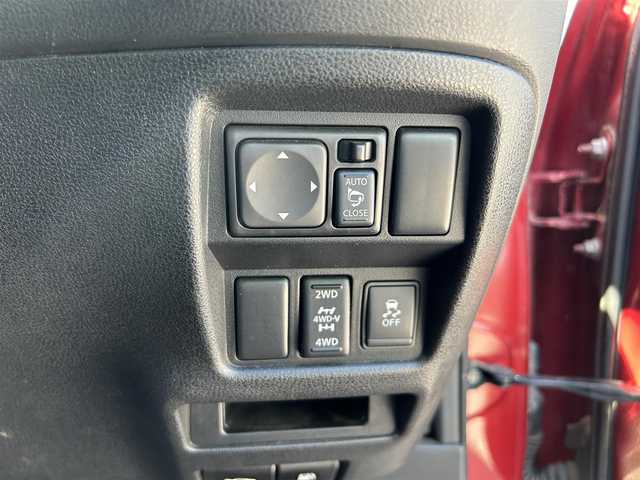 日産 ジューク 16GT FOUR 徳島県 2011(平23)年 8.4万km パッションレッド ワンオーナー/ＳＤナビ/(AM.FM.CD.フルセグ.BT)/ターボ/純正アルミホイール/ＥＴＣ/スマートキー/スペアタイヤ/純正フロアマット/電動格納ミラー/オートエアコン/フルセグＴＶ