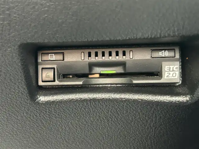 トヨタ シエンタ ハイブリッド ファンベースG 福岡県 2019(令1)年 5万km ブラックマイカ/ヴィンテージブラウンパールクリスタルシャイン 純正7型ナビ アラウンドビューモニター トヨタセーフティー コーナーセンサー 両側パワスラ クルーズコントロール ドラレコ ETC シートヒーター ハンドルヒーター USBポート 純正フロアマット LEDヘッドライト 純正アルミホイール プッシュスタート スマートキー