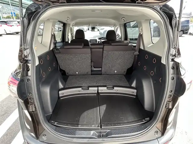 トヨタ シエンタ ハイブリッド ファンベースG 福岡県 2019(令1)年 5万km ブラックマイカ/ヴィンテージブラウンパールクリスタルシャイン 純正7型ナビ アラウンドビューモニター トヨタセーフティー コーナーセンサー 両側パワスラ クルーズコントロール ドラレコ ETC シートヒーター ハンドルヒーター USBポート 純正フロアマット LEDヘッドライト 純正アルミホイール プッシュスタート スマートキー