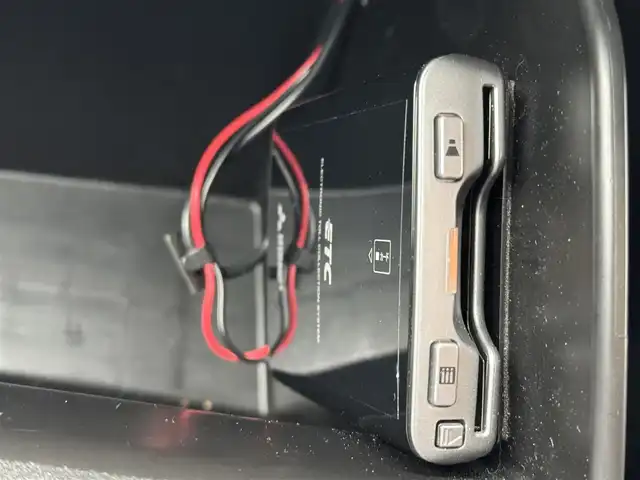 マツダ ＣＸ－８ 25S プロアクティブ 三重県 2019(平31)年 5.3万km スノーフレイクホワイトパールマイカ 純正マツダコネクトナビ/・地デジTV/CD/DVD/SD/USB/Bluetooth/・Apple Carplay/Android Auto/360度ビューモニター/Boseサウンドシステム(10スピーカー)/アドバンスドスマートシティブレーキサポート/スマートブレーキサポート/レーンキープアシスト/レーダークルーズコントロール/アクティブドライビングディスプレイ/ステアリングスイッチ/ステアリングヒーター/ドライブセレクション(スポーツモード)/ブラッククロスシート/運転席パワーシート/運転席シートメモリー/シートヒーター（運転席/助手席）/2列目カップホルダー付きベンチシート/サンシェード(リアドア)/アダプティブLEDヘッドランプ/シグネチャーLEDランプ/オートライト/純正19インチアルミホイール/ETC/アドバンストキーレスエントリーシステム/アドバンストキー2本/取説/保証書