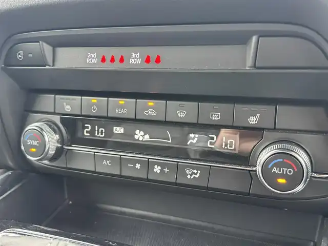 マツダ ＣＸ－８ 25S プロアクティブ 三重県 2019(平31)年 5.3万km スノーフレイクホワイトパールマイカ 純正マツダコネクトナビ/・地デジTV/CD/DVD/SD/USB/Bluetooth/・Apple Carplay/Android Auto/360度ビューモニター/Boseサウンドシステム(10スピーカー)/アドバンスドスマートシティブレーキサポート/スマートブレーキサポート/レーンキープアシスト/レーダークルーズコントロール/アクティブドライビングディスプレイ/ステアリングスイッチ/ステアリングヒーター/ドライブセレクション(スポーツモード)/ブラッククロスシート/運転席パワーシート/運転席シートメモリー/シートヒーター（運転席/助手席）/2列目カップホルダー付きベンチシート/サンシェード(リアドア)/アダプティブLEDヘッドランプ/シグネチャーLEDランプ/オートライト/純正19インチアルミホイール/ETC/アドバンストキーレスエントリーシステム/アドバンストキー2本/取説/保証書