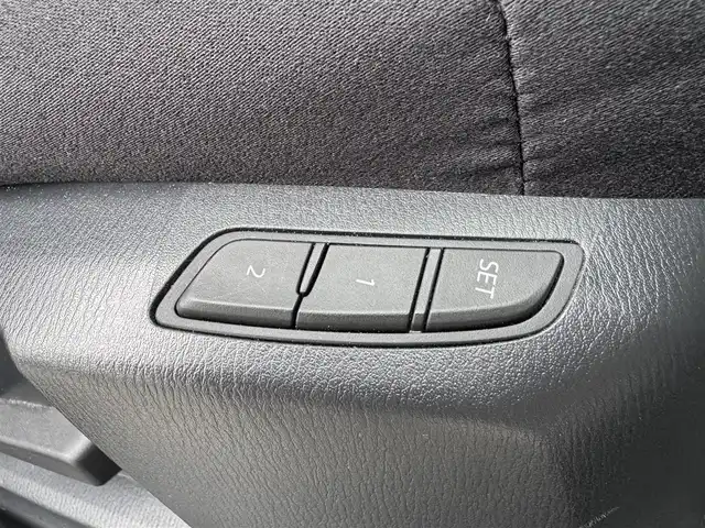 マツダ ＣＸ－８ 25S プロアクティブ 三重県 2019(平31)年 5.3万km スノーフレイクホワイトパールマイカ 純正マツダコネクトナビ/・地デジTV/CD/DVD/SD/USB/Bluetooth/・Apple Carplay/Android Auto/360度ビューモニター/Boseサウンドシステム(10スピーカー)/アドバンスドスマートシティブレーキサポート/スマートブレーキサポート/レーンキープアシスト/レーダークルーズコントロール/アクティブドライビングディスプレイ/ステアリングスイッチ/ステアリングヒーター/ドライブセレクション(スポーツモード)/ブラッククロスシート/運転席パワーシート/運転席シートメモリー/シートヒーター（運転席/助手席）/2列目カップホルダー付きベンチシート/サンシェード(リアドア)/アダプティブLEDヘッドランプ/シグネチャーLEDランプ/オートライト/純正19インチアルミホイール/ETC/アドバンストキーレスエントリーシステム/アドバンストキー2本/取説/保証書