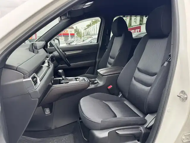 マツダ ＣＸ－８ 25S プロアクティブ 三重県 2019(平31)年 5.3万km スノーフレイクホワイトパールマイカ 純正マツダコネクトナビ/・地デジTV/CD/DVD/SD/USB/Bluetooth/・Apple Carplay/Android Auto/360度ビューモニター/Boseサウンドシステム(10スピーカー)/アドバンスドスマートシティブレーキサポート/スマートブレーキサポート/レーンキープアシスト/レーダークルーズコントロール/アクティブドライビングディスプレイ/ステアリングスイッチ/ステアリングヒーター/ドライブセレクション(スポーツモード)/ブラッククロスシート/運転席パワーシート/運転席シートメモリー/シートヒーター（運転席/助手席）/2列目カップホルダー付きベンチシート/サンシェード(リアドア)/アダプティブLEDヘッドランプ/シグネチャーLEDランプ/オートライト/純正19インチアルミホイール/ETC/アドバンストキーレスエントリーシステム/アドバンストキー2本/取説/保証書