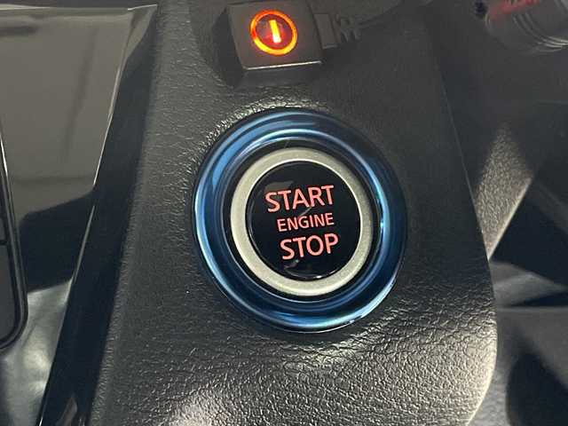 三菱 デリカミニ T プレミアム 福岡県 2023(令5)年 0.9万km アメジストブラック/シルキーホワイト ワンオーナー純正メモリーナビフルセグTVアラウンドビューモニター両側パワースライドドアマイパイロットレーダークルーズコントロールデジタルルームミラーハーフレザーシートe-アシスト衝突被害軽減ブレーキ踏み間違い衝突防止アシスト車線逸脱警報システム車線逸脱防止支援機能オートマチックハイビームふらつき警報前方衝突予測警報標識検知システム先行車発進通知LEDヘッドライトスマートキービルトインETCドライブレコーダー前席シートヒーターヒルスタートアシスト/保証書取扱説明書