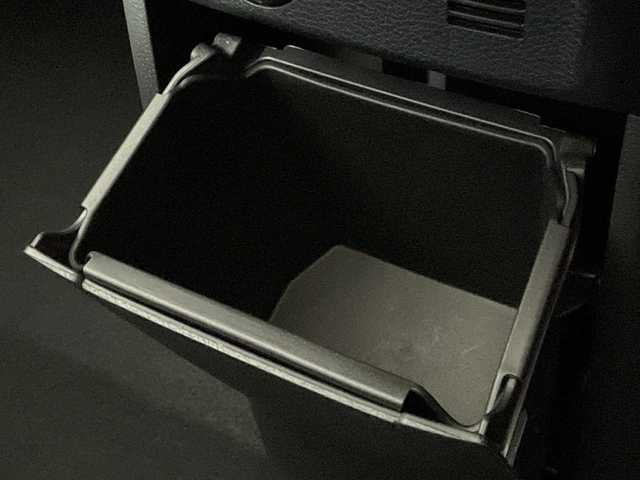 三菱 デリカミニ T プレミアム 福岡県 2023(令5)年 0.9万km アメジストブラック/シルキーホワイト ワンオーナー純正メモリーナビフルセグTVアラウンドビューモニター両側パワースライドドアマイパイロットレーダークルーズコントロールデジタルルームミラーハーフレザーシートe-アシスト衝突被害軽減ブレーキ踏み間違い衝突防止アシスト車線逸脱警報システム車線逸脱防止支援機能オートマチックハイビームふらつき警報前方衝突予測警報標識検知システム先行車発進通知LEDヘッドライトスマートキービルトインETCドライブレコーダー前席シートヒーターヒルスタートアシスト/保証書取扱説明書