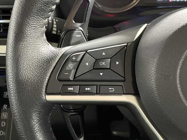 三菱 デリカミニ T プレミアム 福岡県 2023(令5)年 0.9万km アメジストブラック/シルキーホワイト ワンオーナー純正メモリーナビフルセグTVアラウンドビューモニター両側パワースライドドアマイパイロットレーダークルーズコントロールデジタルルームミラーハーフレザーシートe-アシスト衝突被害軽減ブレーキ踏み間違い衝突防止アシスト車線逸脱警報システム車線逸脱防止支援機能オートマチックハイビームふらつき警報前方衝突予測警報標識検知システム先行車発進通知LEDヘッドライトスマートキービルトインETCドライブレコーダー前席シートヒーターヒルスタートアシスト/保証書取扱説明書