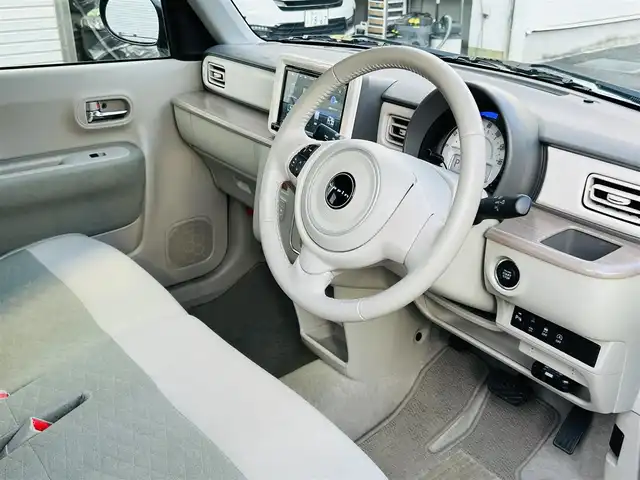 スズキ ラパン X 神奈川県 2024(令6)年 0.7万km オフブルーM 純正メモリナビ/・DTV/Bluetooth/バックカメラ/全方位モニタ/前後ドライブレコーダー/前席シートヒーター/スズキセーフティサポート/・デュアルカメラブレーキサポート/・誤発進抑制機能/・車線逸脱警報機能/・ふらつき警報機能/・先行車発進お知らせ機能/・ハイビームアシスト/・リヤパーキングセンサー/アイドリングストップ/純正フロアマット/純正14インチアルミホイール/純正LEDヘッドライト/プッシュEgスタート/ストップ/取扱説明書/保証書