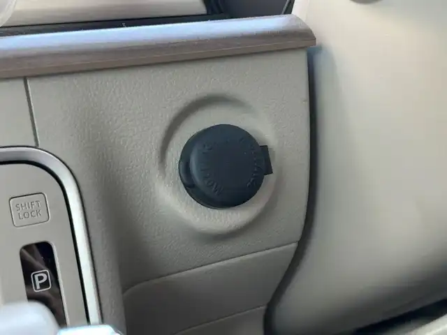 スズキ ラパン X 神奈川県 2024(令6)年 0.7万km オフブルーM 純正メモリナビ/・DTV/Bluetooth/バックカメラ/全方位モニタ/前後ドライブレコーダー/前席シートヒーター/スズキセーフティサポート/・デュアルカメラブレーキサポート/・誤発進抑制機能/・車線逸脱警報機能/・ふらつき警報機能/・先行車発進お知らせ機能/・ハイビームアシスト/・リヤパーキングセンサー/アイドリングストップ/純正フロアマット/純正14インチアルミホイール/純正LEDヘッドライト/プッシュEgスタート/ストップ/取扱説明書/保証書