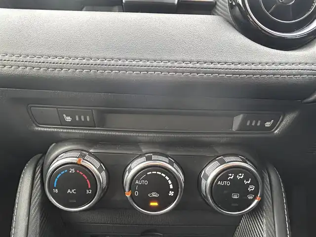 マツダ デミオ 13S ツーリング 長崎県 2016(平28)年 6.1万km ダイナミックブルーマイカ 純正SDナビ/　（BT/CD/AM/FM/フルセグTV)/ビルトインＥＴＣ/オートハイビーム/前席シートヒーター/スマートキー/プッシュスタート/アイドリングストップ/衝突軽減ブレーキ/レーンアシスト/純正ヘッドライト/純正アルミホイール/スペアキー１本