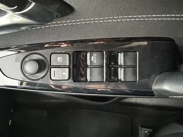 マツダ デミオ 13S ツーリング 長崎県 2016(平28)年 6.1万km ダイナミックブルーマイカ 純正SDナビ/　（BT/CD/AM/FM/フルセグTV)/ビルトインＥＴＣ/オートハイビーム/前席シートヒーター/スマートキー/プッシュスタート/アイドリングストップ/衝突軽減ブレーキ/レーンアシスト/純正ヘッドライト/純正アルミホイール/スペアキー１本