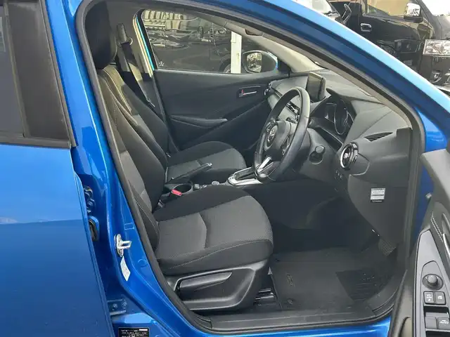 マツダ デミオ 13S ツーリング 長崎県 2016(平28)年 6.1万km ダイナミックブルーマイカ 純正SDナビ/　（BT/CD/AM/FM/フルセグTV)/ビルトインＥＴＣ/オートハイビーム/前席シートヒーター/スマートキー/プッシュスタート/アイドリングストップ/衝突軽減ブレーキ/レーンアシスト/純正ヘッドライト/純正アルミホイール/スペアキー１本