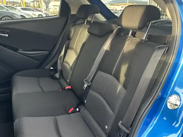 マツダ デミオ 13S ツーリング 長崎県 2016(平28)年 6.1万km ダイナミックブルーマイカ 純正SDナビ/　（BT/CD/AM/FM/フルセグTV)/ビルトインＥＴＣ/オートハイビーム/前席シートヒーター/スマートキー/プッシュスタート/アイドリングストップ/衝突軽減ブレーキ/レーンアシスト/純正ヘッドライト/純正アルミホイール/スペアキー１本