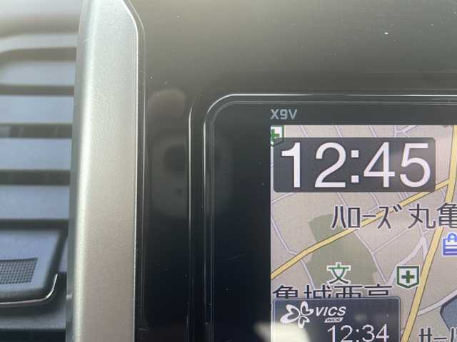 日産 セレナ ハイウェイスター 兵庫県 2016(平28)年 8.6万km ダイヤモンドブラック 純正9インチナビ/（CD/DVD/SD/BT/フルセグTV）/ETC/バックカメラ/エマージェンシーブレーキ/LDW/ハンズフリーオートスライドドア/両側パワースライドドア/オートクルーズ/ウォークスルー/ベンチシート/アイドリングストップ機能/三列シート/純正16インチアルミホイール/純正フロアマット