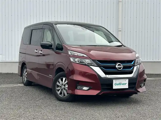 日産 セレナ e－パワー ハイウェイスター V 熊本県 2019(令1)年 4万km マルーンレッド 2トーン 純正SDメモリナビ（MM518D-L）/AM/FM/CD/DVD/ブルーレイ/HDMI/MSD/Bluetooth/AUX/・バックカメラ/・全周囲カメラ/・フルセグTV/・ドライブレコーダー（前）/・ビルトインETC/・TVキャンセラー/・フリップダウンモニター/プロパイロット/・側方支援/・エマージェンシーブレーキ/・標識表示/・駐車支援/・パーキングアシストクリアランスソナー/・レーダークルーズコントロール/・横滑り防止/両側パワースライドドア/布シート/・3列シート/電子パーキング/・オートブレーキホールド/プッシュスタート/・スマートキー/・スペアキー/電動格納ミラー/・ウィンカーミラー/純正革巻きステアリング/・ステアリングスイッチ/純正フロアマット/純正ドアバイザー/W＋サイド＋カーテンエアバック/オートライト/・LEDライト/・フォグランプ