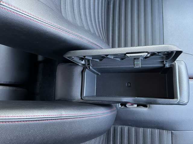 ダイハツ キャスト スポーツ SAⅡ 栃木県 2015(平27)年 7.7万km ブラックマイカメタリック (株)IDOMが運営する【じしゃロン宇都宮店】の自社ローン対象車両になります。こちらは現金ご利用時の価格です。自社ローンご希望の方は別途その旨お申付け下さい。/社外ナビ　/バックカメラ　/ＥＴＣ　/ＭＯＭＯステアリング　/衝突被害軽減システム　/横滑り防止装置　/レーンキープ　/盗難防止システム　/アイドリングストップ　/運転席シートヒーター　/純正１６インチアルミホイール